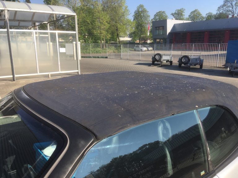 Cabriodak reiniging resultaat 1 — voor